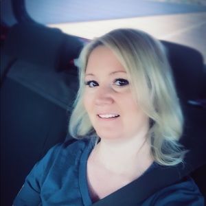 Meet your Posher, Denise